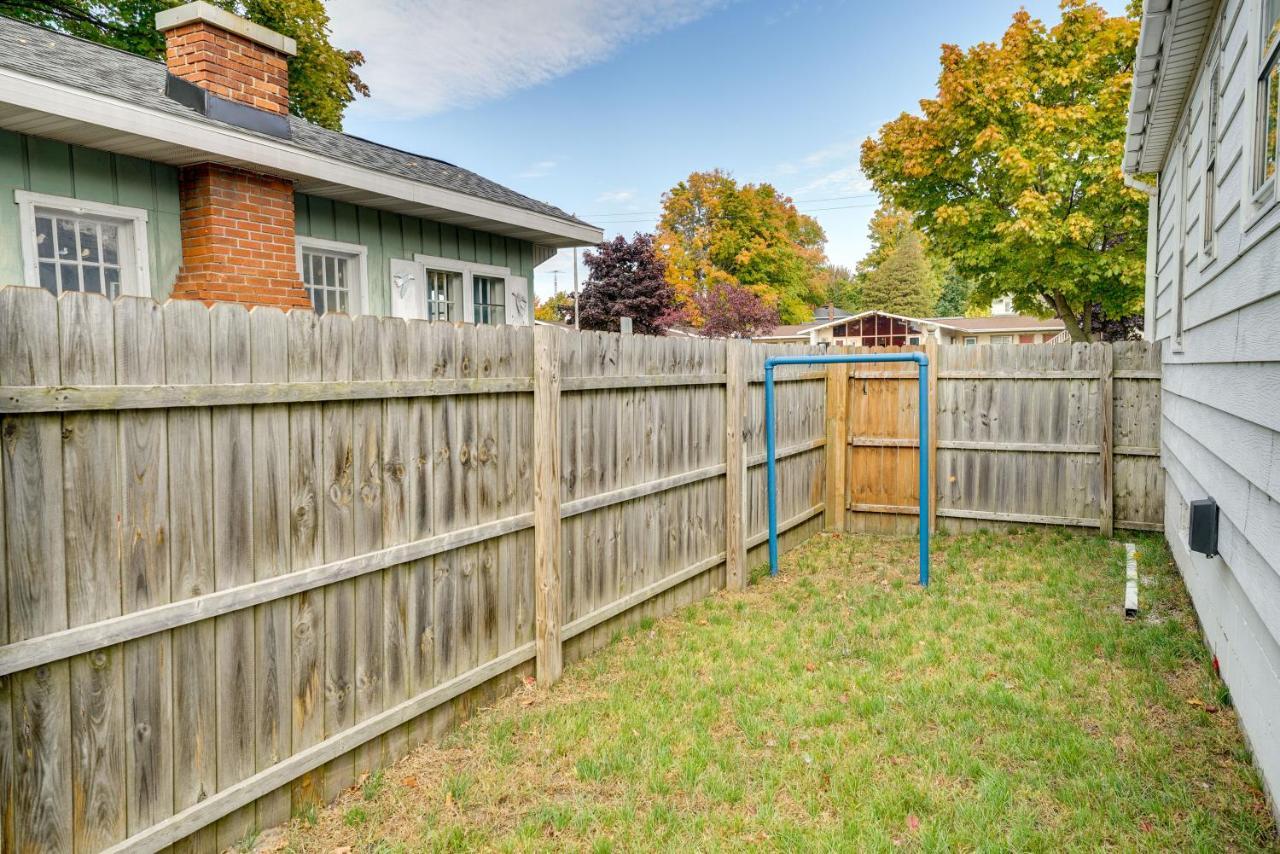 Ludington Vacation Rental - Walk To Lake Michigan! Luaran gambar